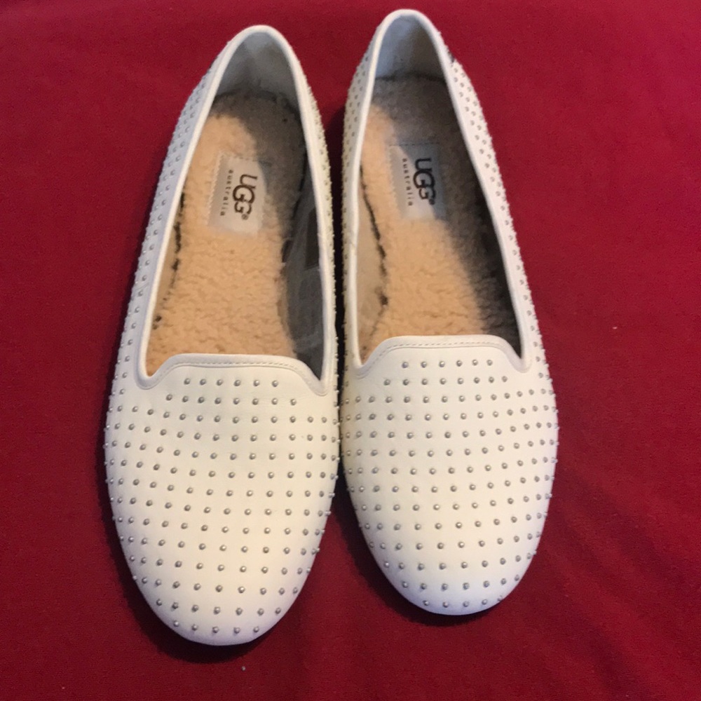 UGGS AUSTRALIA ALLOWAY STUDDED LOAFER